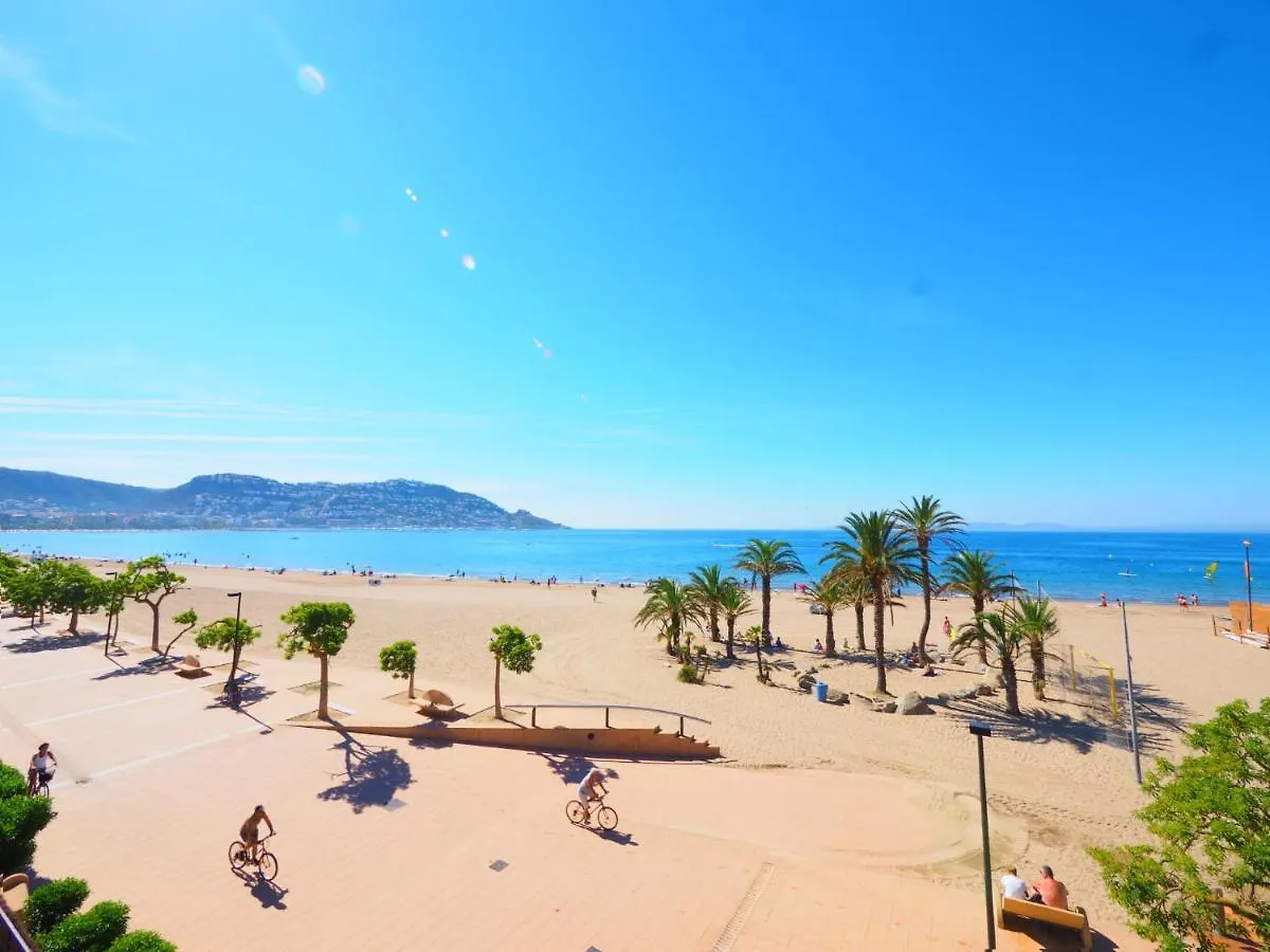 Holiday Home Port Estrella By Interhome 로지즈 0*,  스페인